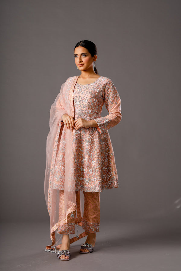 Apricot brilliance Shalwar Kameez With Cut Dana Shirt and Chiffon Dupatta Detailed With Patchwork Lacing